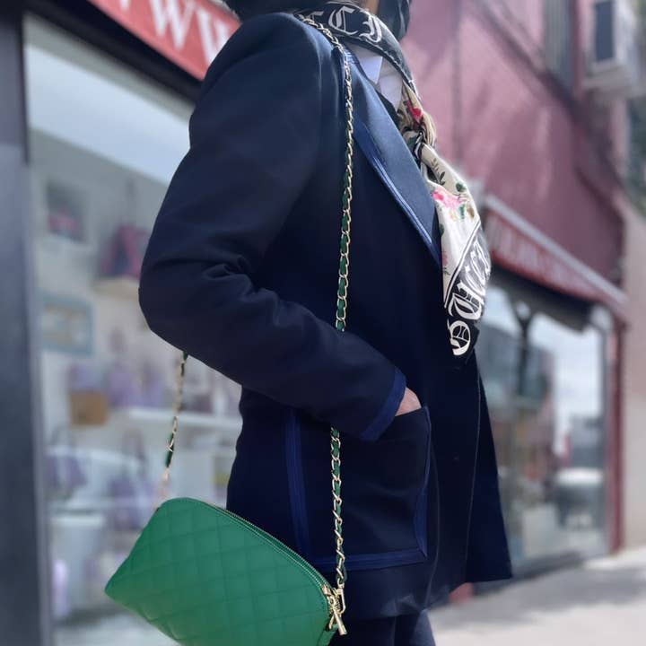 Italian Leather Bag with Long Chain-Style Handle Promotion for wholesale by Chenson & Gorett