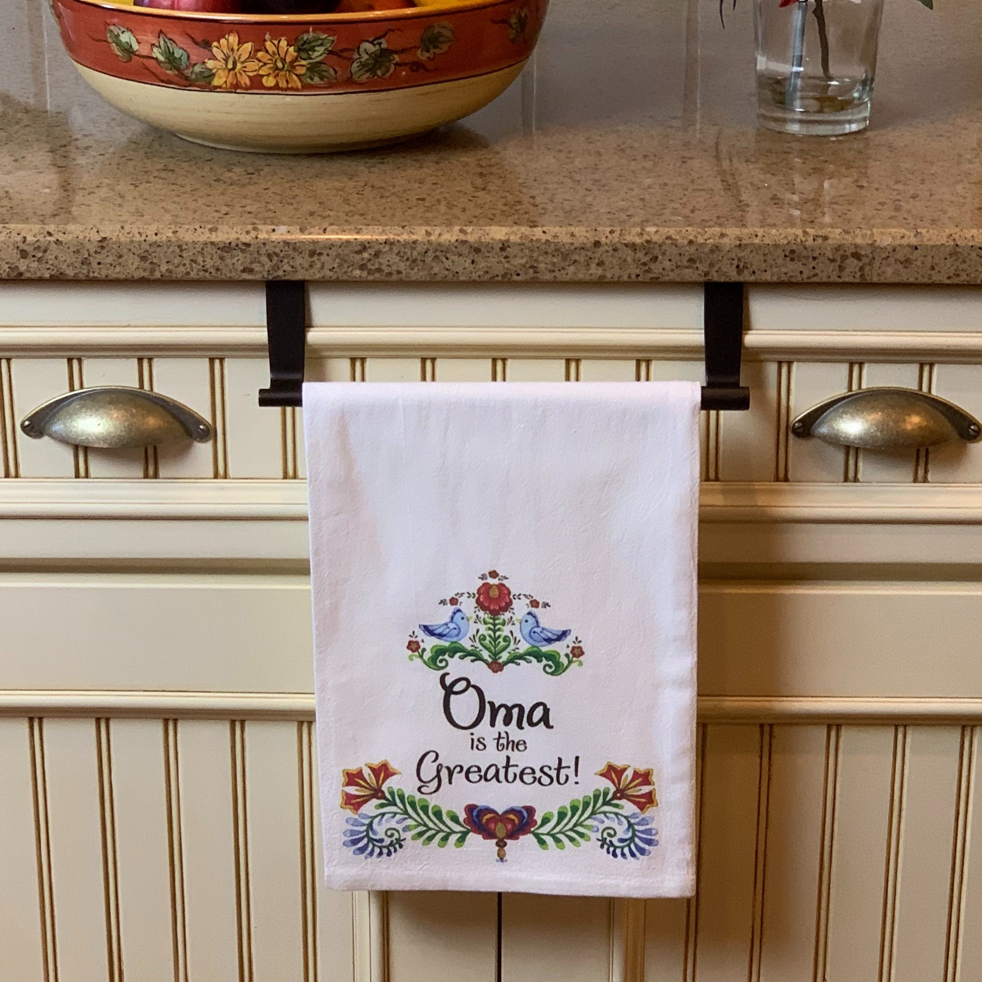 European Heritage Gifts - Wholesale Tea Towel - Oma is the Greatest Oma Gift Idea Decorative Print Towel1