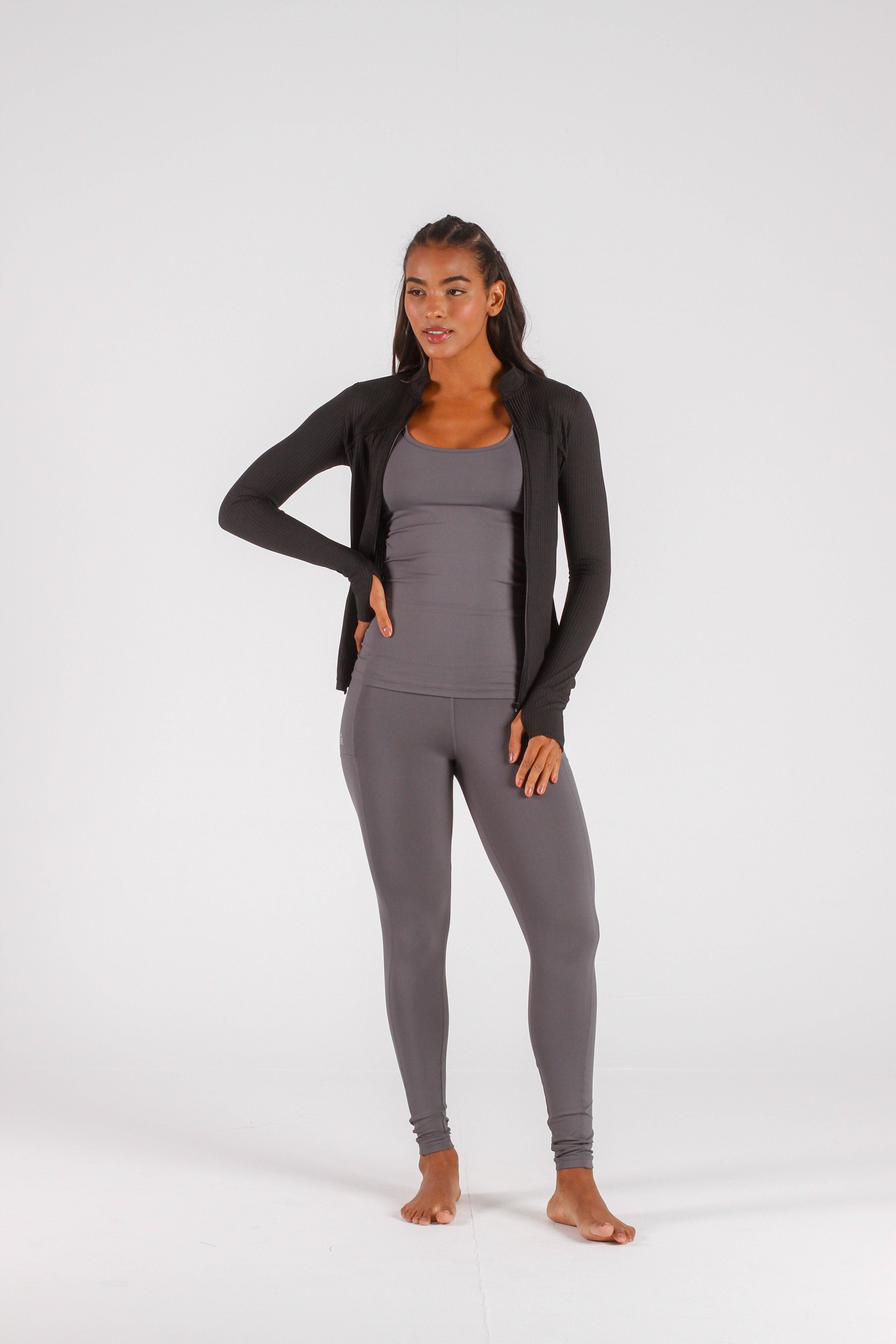 Cloud9ine Activewear - Wholesale Trainingsjack - Dames - Zwarte geribbelde jas2