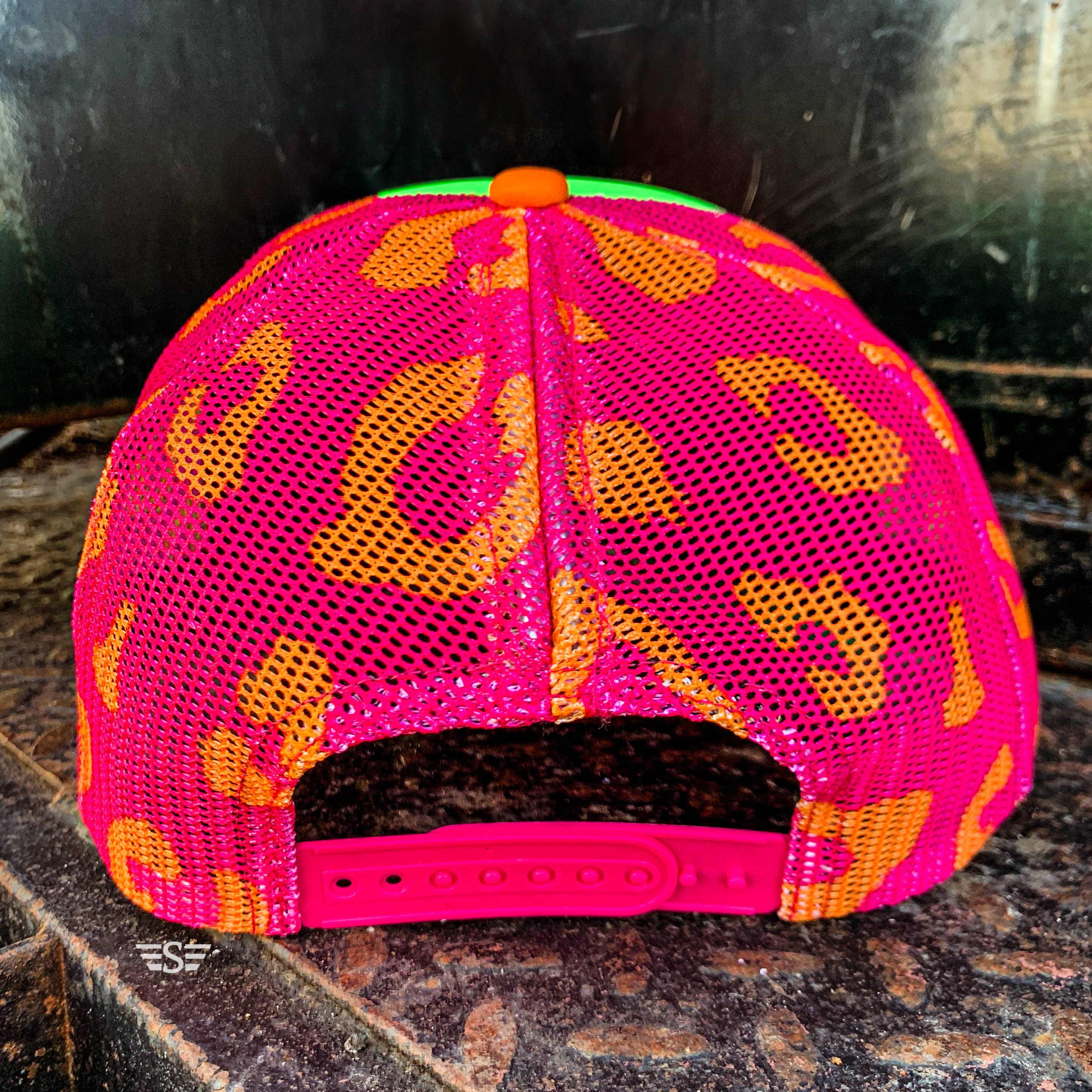 Flying S Company – Boné de beisebol - Mulher por atacado – Boné Trucker de Espuma com Rede NEON LEOPARD Magna Pony™2