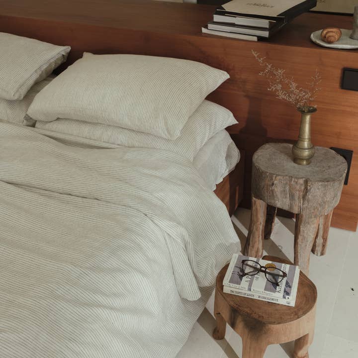 The Katha - Wholesale Sheet set - Pencilstripe Linen Sheet Set (4 pcs)2