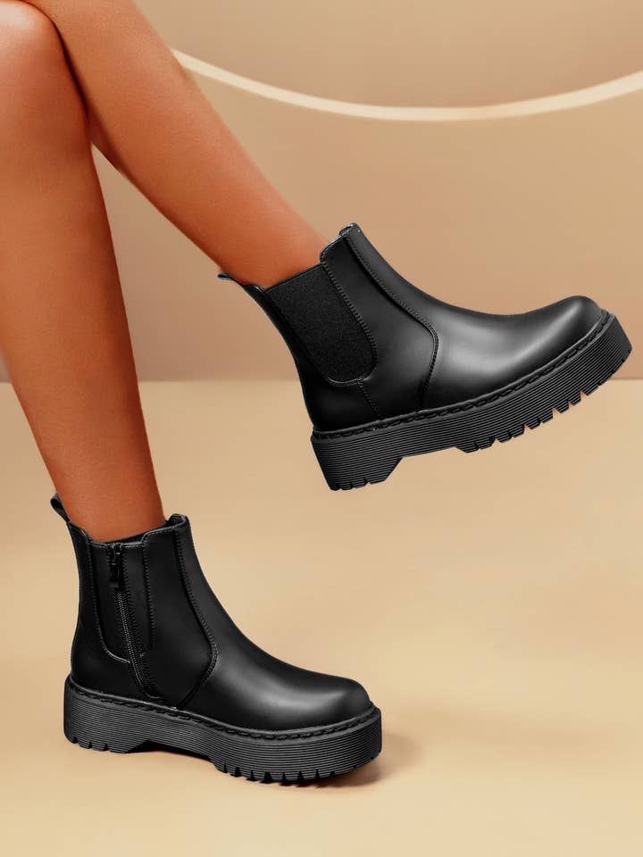 C'M PARIS - Wholesale Chelsea Boots - Women's - Chelsea Boot with Platform Sole 6828215