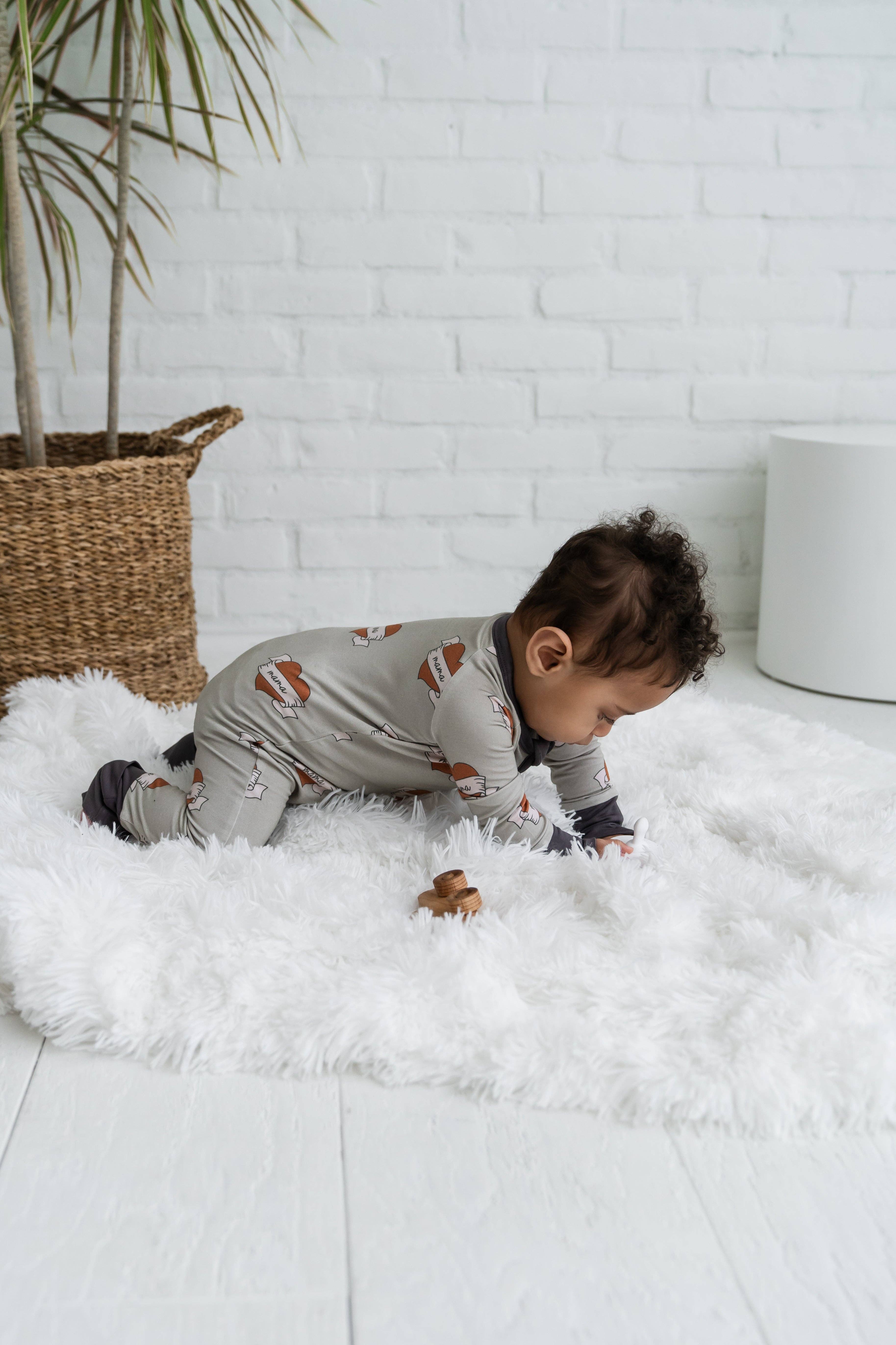 HUGGA BABIES - Wholesale Sleepsuit - Baby - I Heart Mama Bamboo Zipper Lounger3