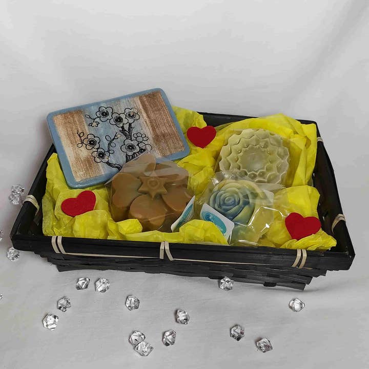 Coffret de savons et porte savon artisanal pour la vente par Free Mousse