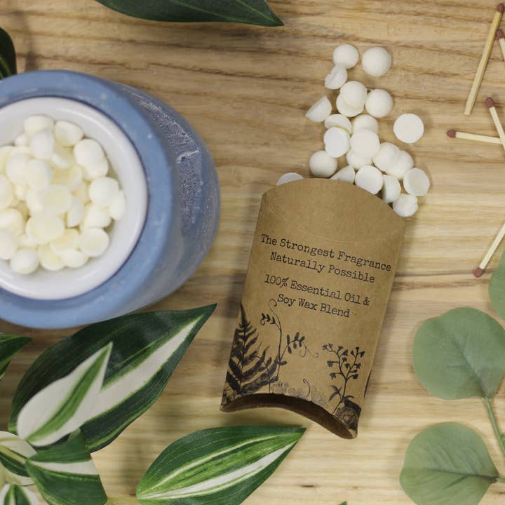 Flower Child - Wholesale Wax Melt - Lavender and Cedarwood Blendable Wax Melt Beads3