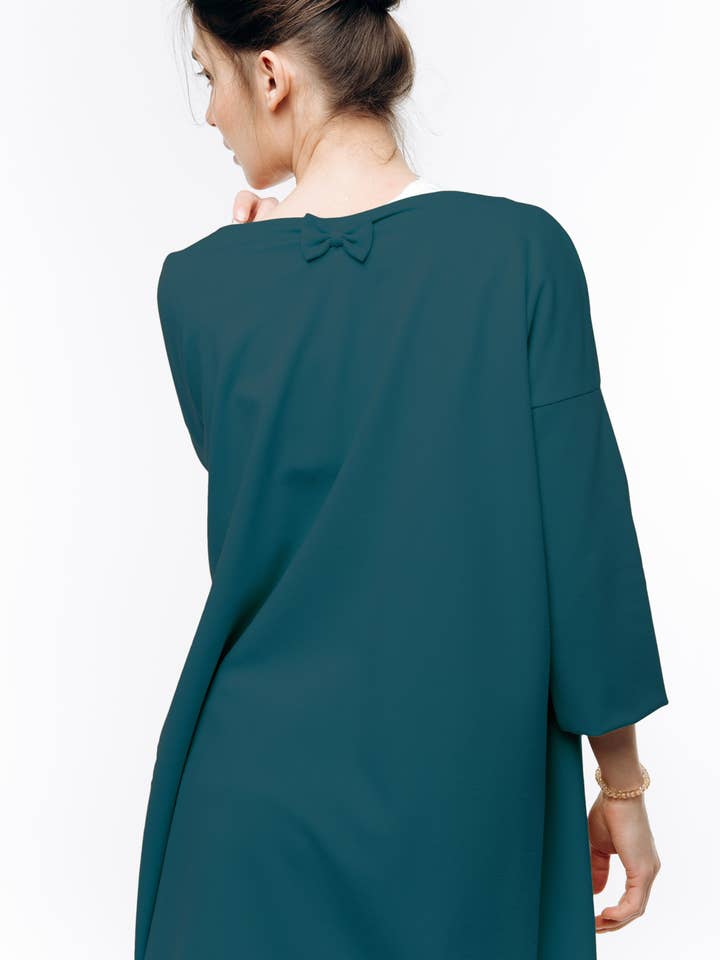 Cardigan bleu sarcelle pour femmes, gilet de Noël ~ Chic Minimal pour la vente par LeMuse