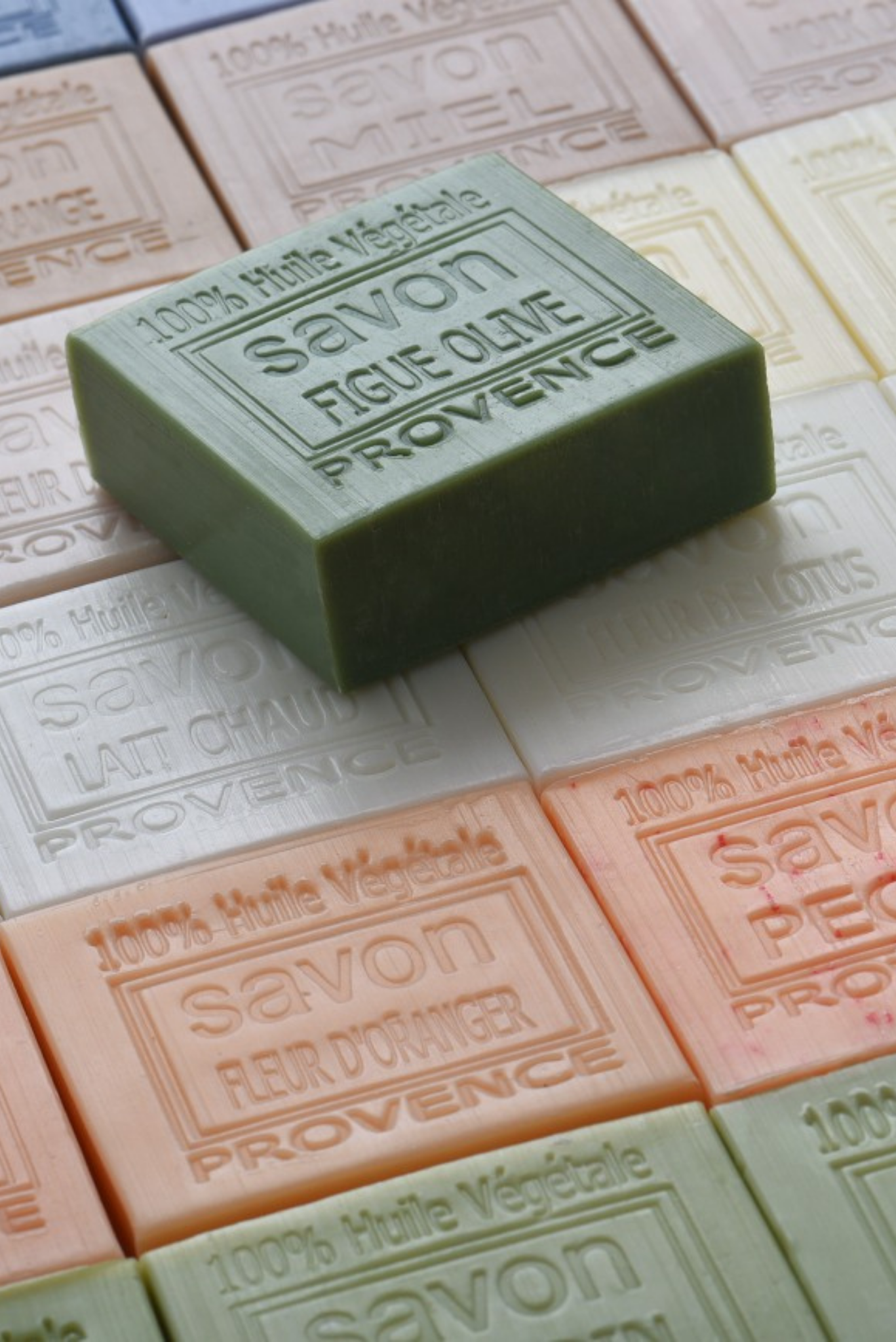 MAITRE SAVONITTO - Wholesale Bar Soap - Savon Savonitto Fig & Olive 100g2