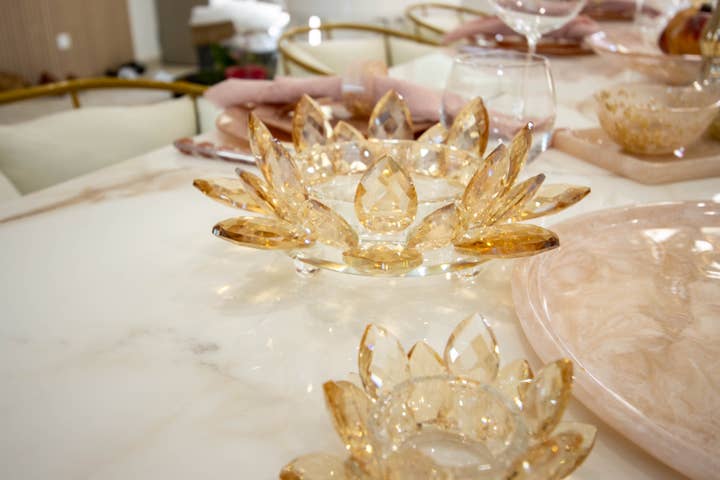 AULICA - Wholesale Candle Holder - Amber Lotus Candle Holder 24X24X9cm1