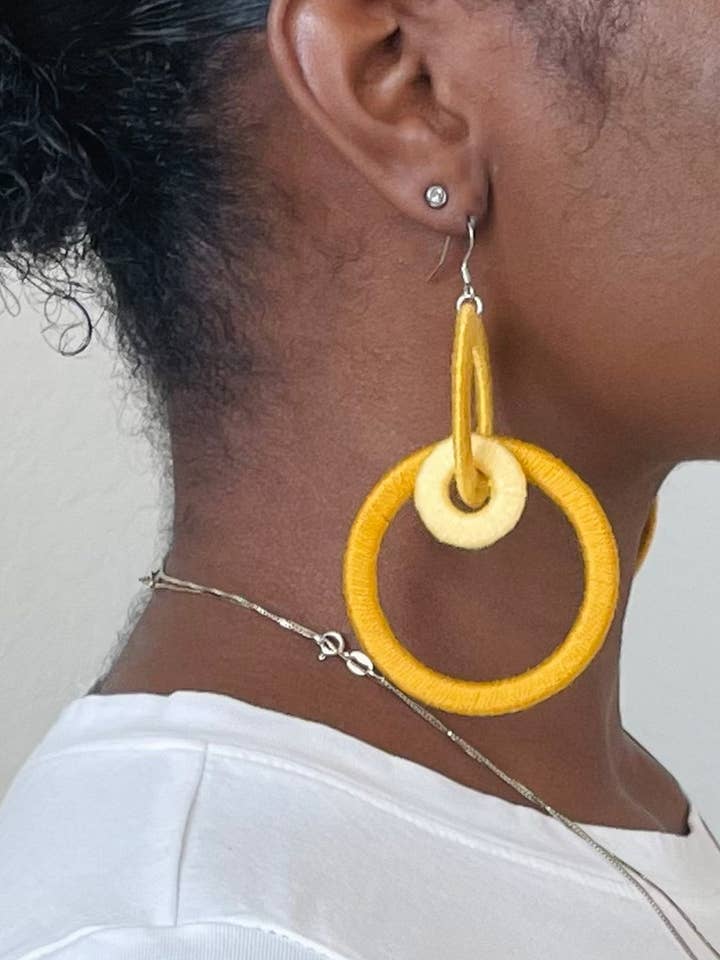 Le Jodee pour la vente par Ola Nti