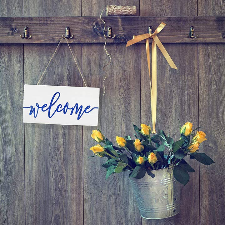 Kurated Korner – Großhandel Schilder – AuldHome Design Weißes Holz-Willkommensschild2