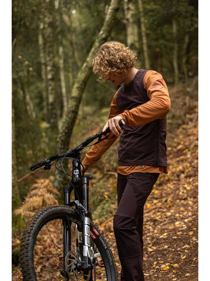 Violette Schokolade Ärmellose Weste aus Merinowolle | Valcariz Maestral für den Großhandel auf Faire1