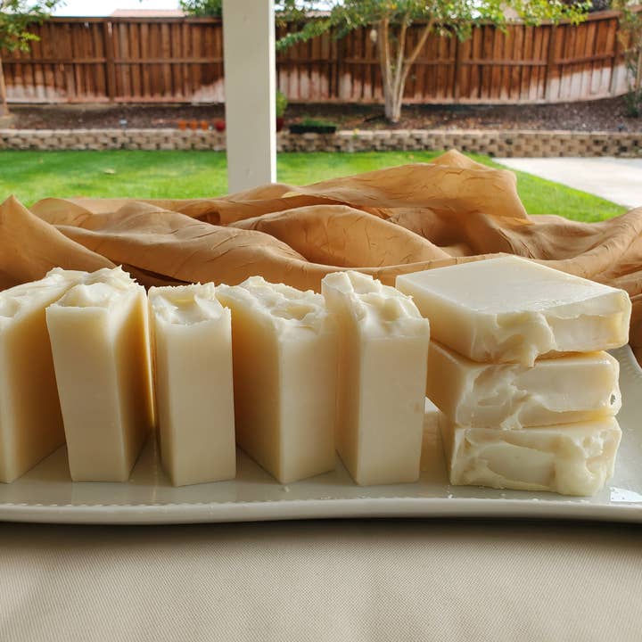 Just Bubbles (vegan) for wholesale by ElleTee's Essentials