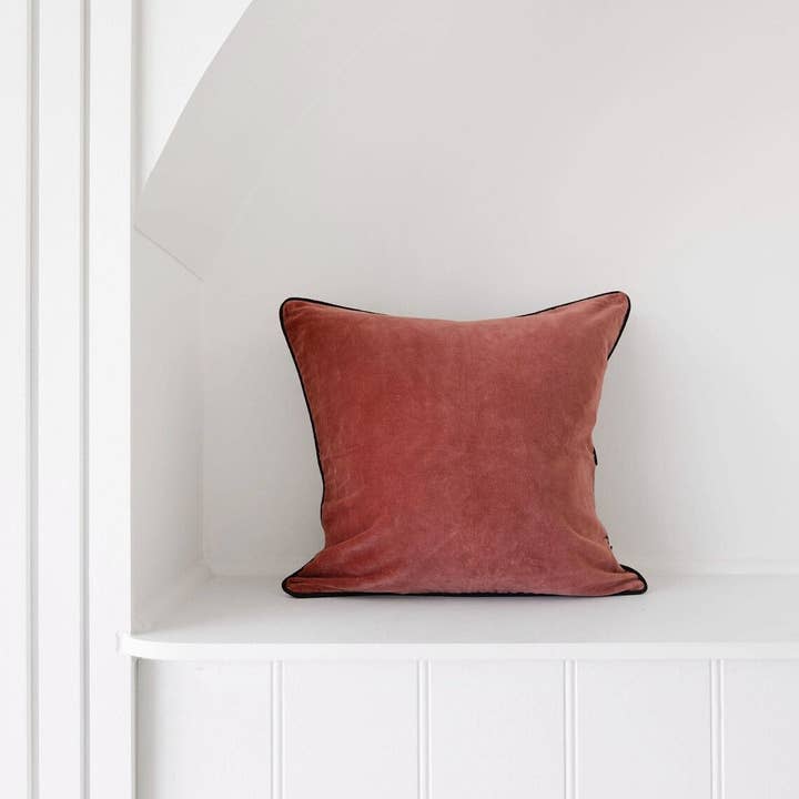 Housses de Coussin en Velours de Luxe Linen Connections - Rouge pour la vente par Glamthread
