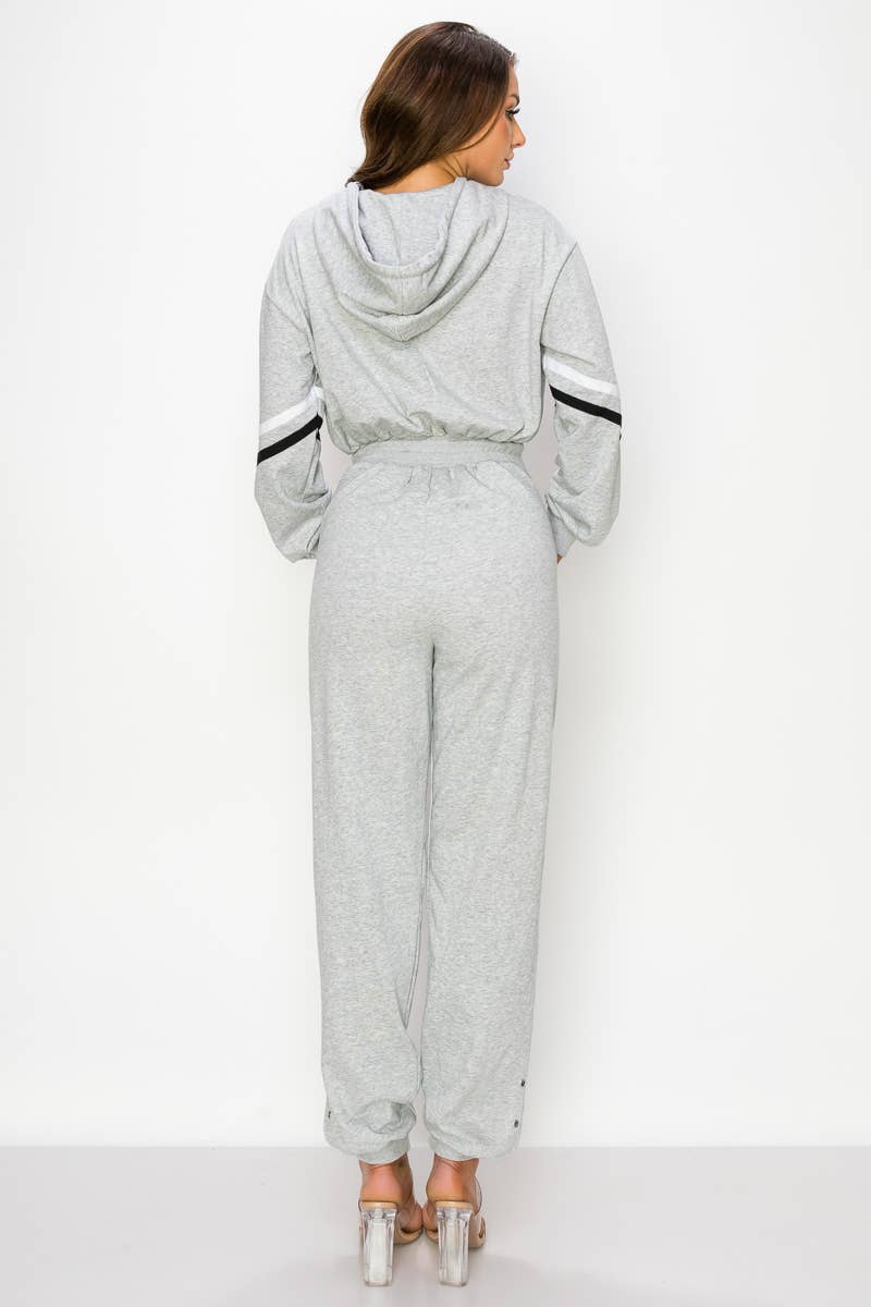 Shop Michella – Großhandel Jumpsuit – Damen – JUMPSUIT AUS FRANZÖSISCHEM FROTTEE MIT REISSVERSCHLUSS VORNE4