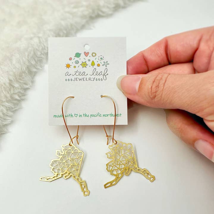 A Tea Leaf Jewelry – Brincos de argola por atacado – Brincos Alaska State3