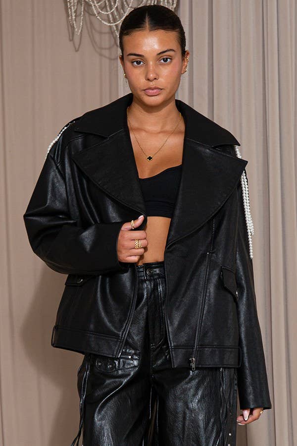 Nero LT60811B GIACCA IN PELLE OVERSIZE CON BORDI IN PERLE in vendita all'ingrosso su Faire3