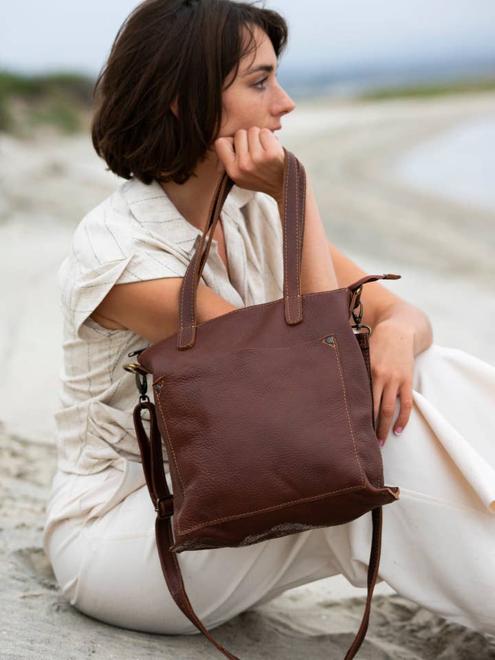 Amara Crossbody Schoudertas - Bruin voor wholesale door MBH Leather