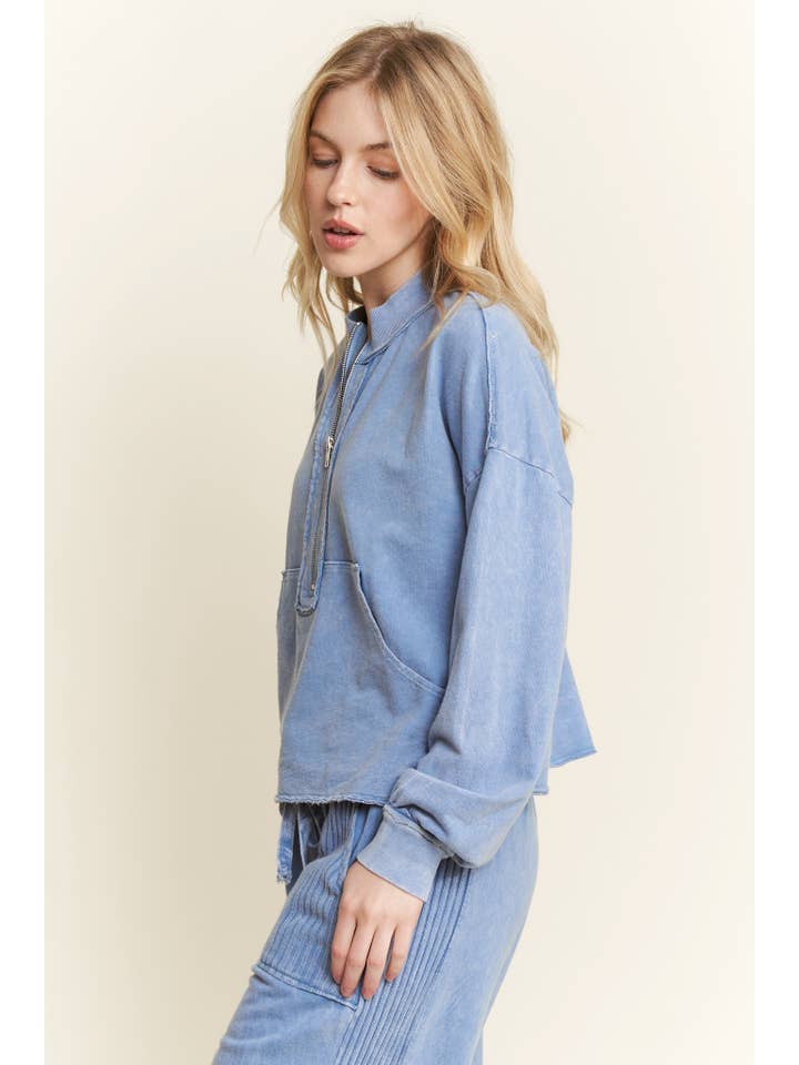 J.Her - Venta al por mayor Sudadera - Mujer - Top con bolsillo tipo canguro con media cremallera Mineral Wash HT5546