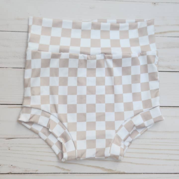 Small Blessings Design - Venta al por mayor Pantalón corto - Bebé - Bummies, vagabundos a cuadros bronceados, vagabundos para bebés pequeños2