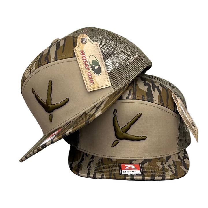 Turkey Tracks Logo 7 Panel Mossy Oak Bottomland and Olive for wholesale by American Flyway Waterfowl