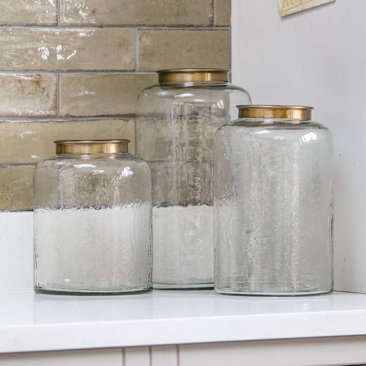 Arthur Cameron – wholesale Food storage container – Newark Hammered Glass Lidded Storage Container2