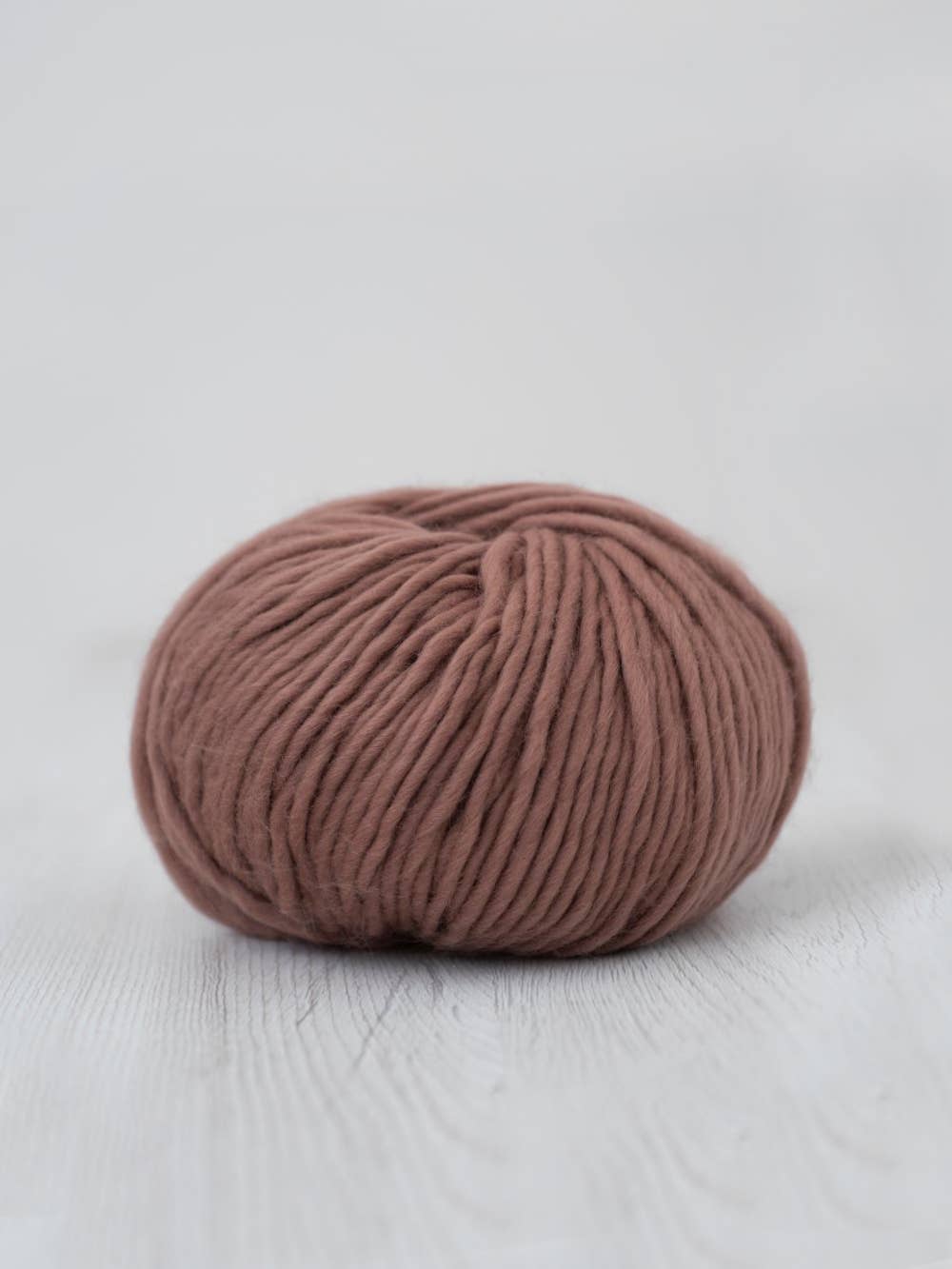 DHG – wholesale Garn – 100 g extra fin merinoullsgarn - The Classic Collection30