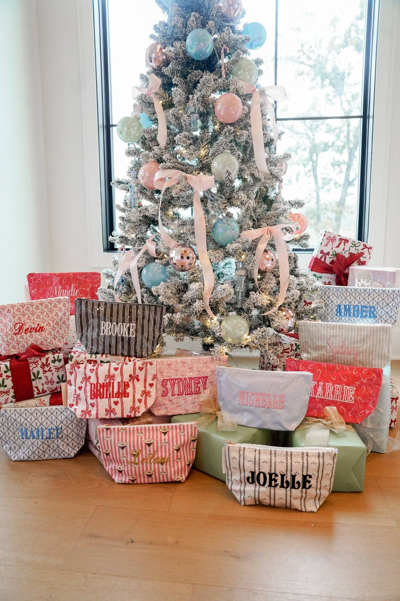 KENZKUSTOMZ - Wholesale Makeup/Cosmetic Bag - Clear Coat Bag21