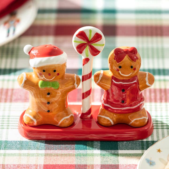 Gift Boxed Gingerbread Figurine Salt and Pepper Shaker Set for wholesale by Grace Teaware