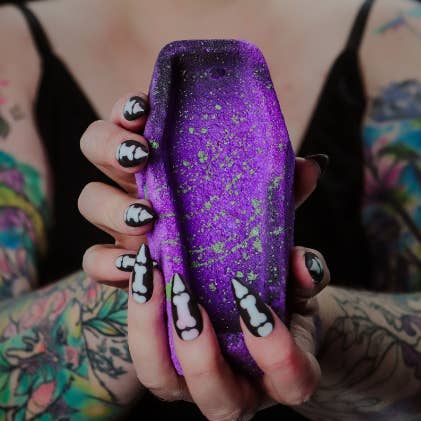 Velvet Riot Co - Wholesale Bath Bomb/Fizz - (Grape) Grave Rot0