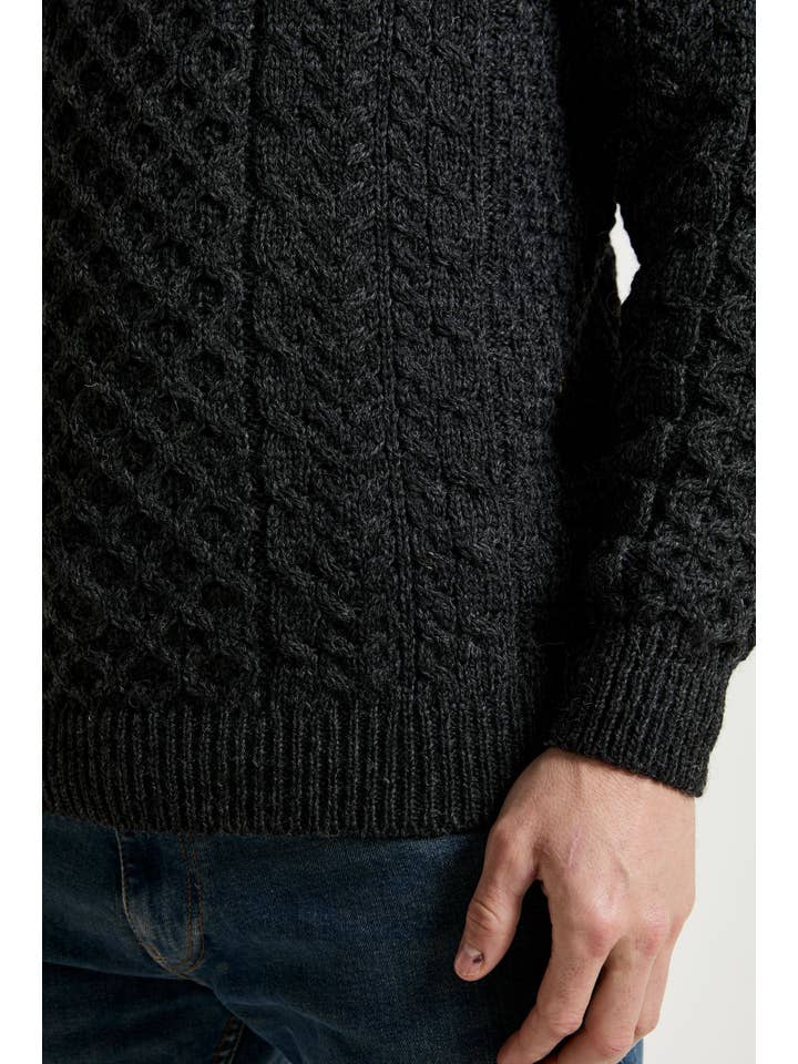Aran Woollen Mills - Wholesale Knitted jumper – Men′s - Inishbofin Mens Traditional Aran Sweater - Charcoal3