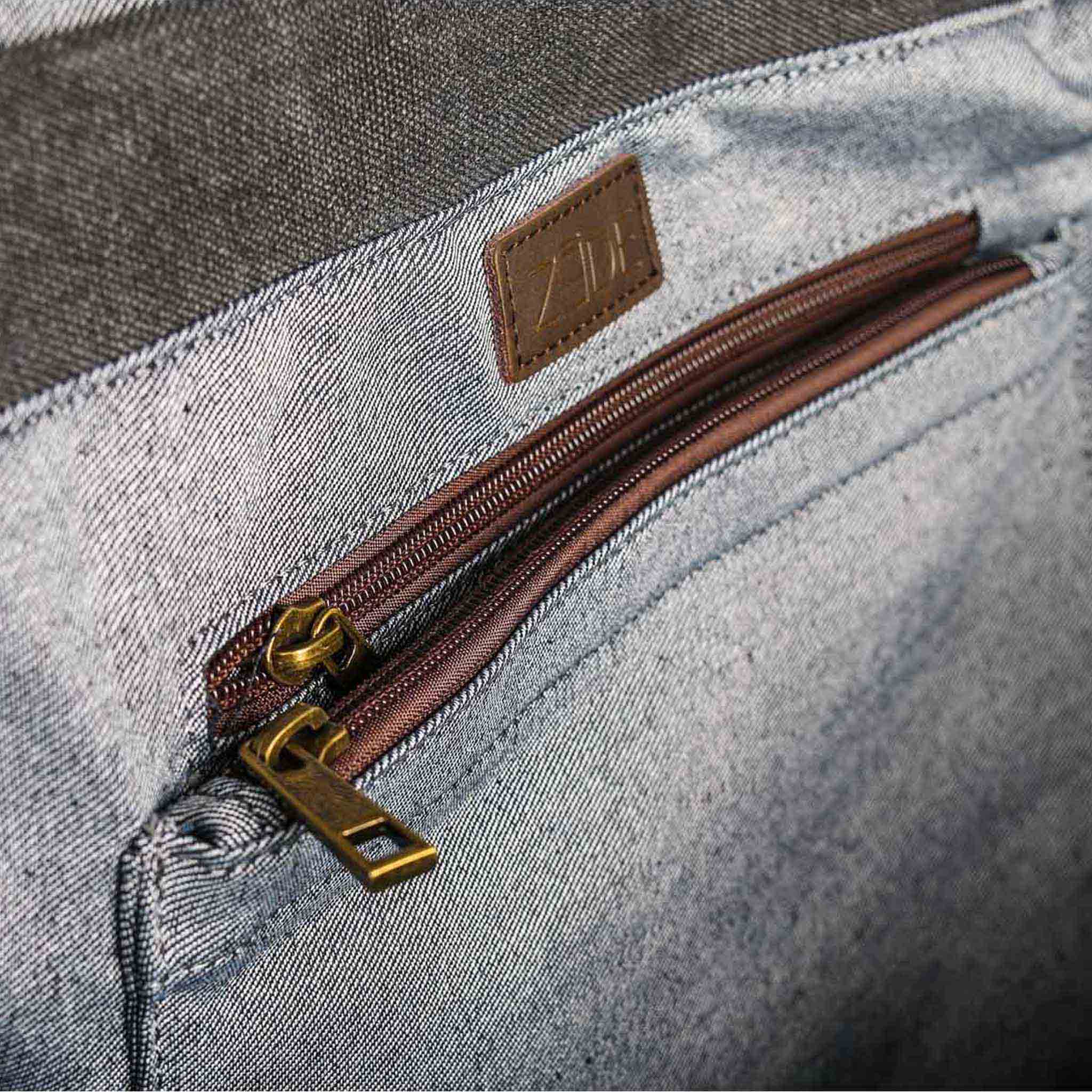 ZEDE PARIS - Wholesale Weekender Bag - Women's - SAINT-LAZARE - Weekend travel sports bag in canvas and leather65