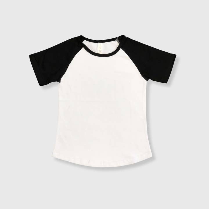 ILTEX Apparel - Wholesale T-Shirt - Kids - Short Sleeve Blank Raglan Kids1