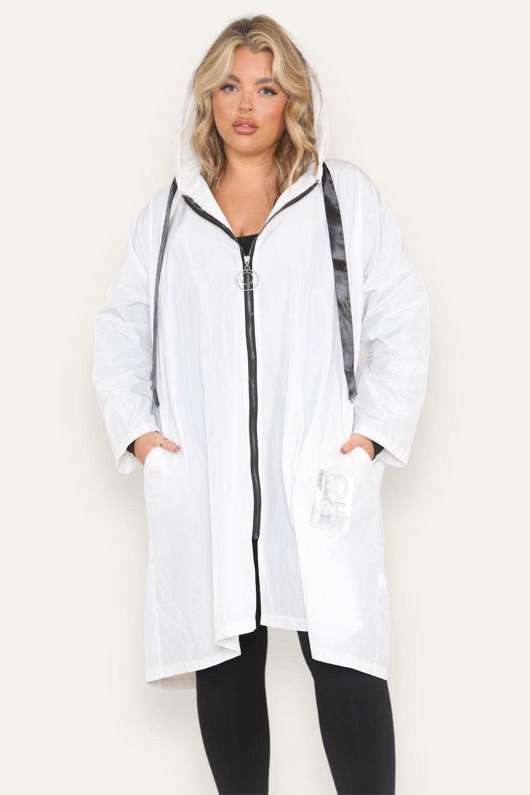 Miss Bold - Wholesale Raincoat - Women's - Oversized Hooded Rain Mac60