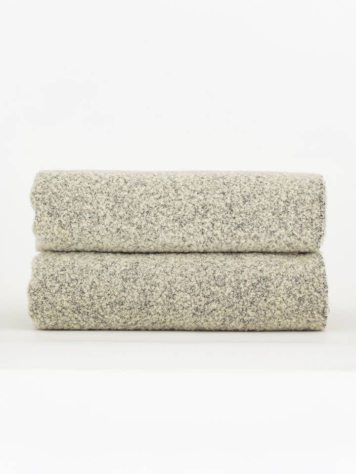 Manta de lana bouclé PARIS color marfil para venta al por mayor de MoST