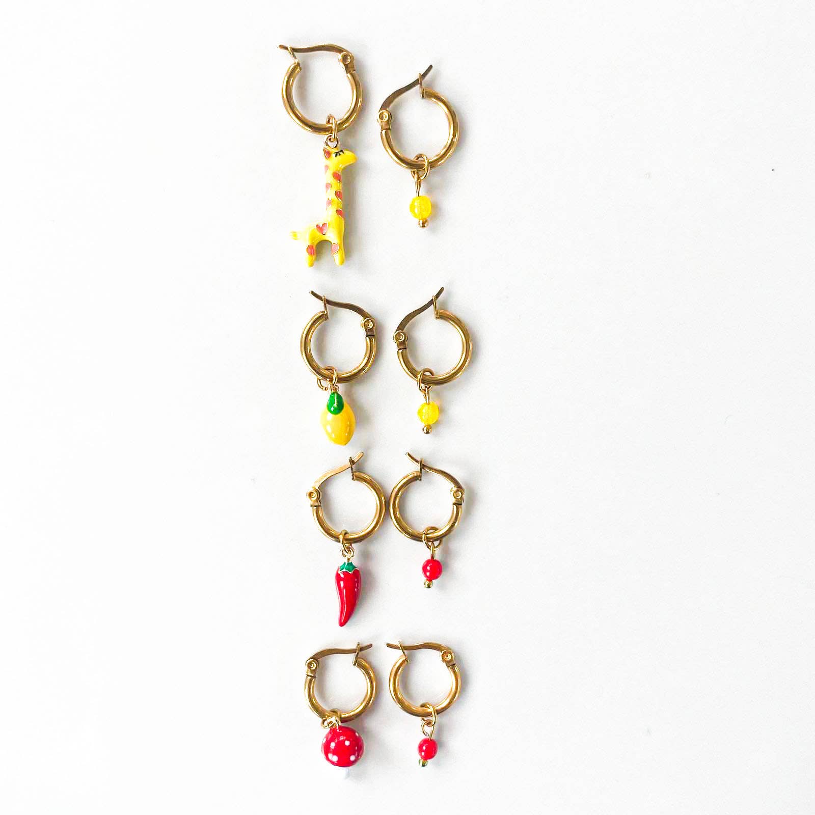 LITCHI - Wholesale Individual Charm/Pendant - Unit loop giraffe1