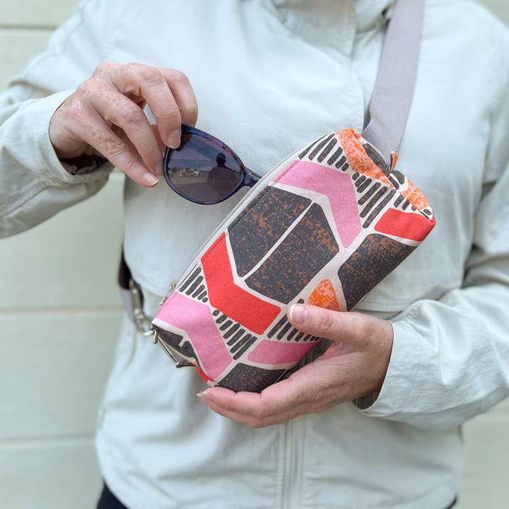 Crosscut Sewing Co. - Wholesale Belt Bag - Women's - Belt Bag Sewing Kit - Supplies, Printed Pattern and Video Tutorial36