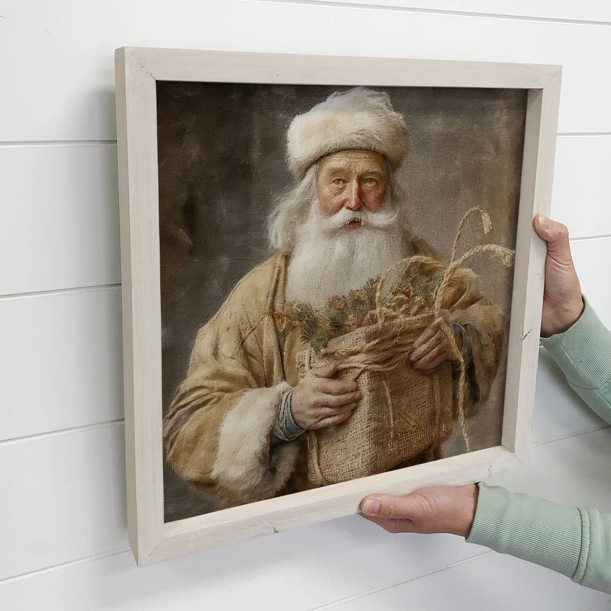 Hangout Home - Vente Art mural pour les fêtes - Panier-cadeau vintage du Père Noël - Toile de Noël - Encadré en bois2