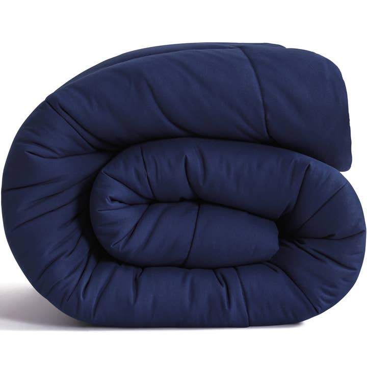 Bay & Loom - Wholesale Down Comforter - All Seasons Comforter Duvet Insert1