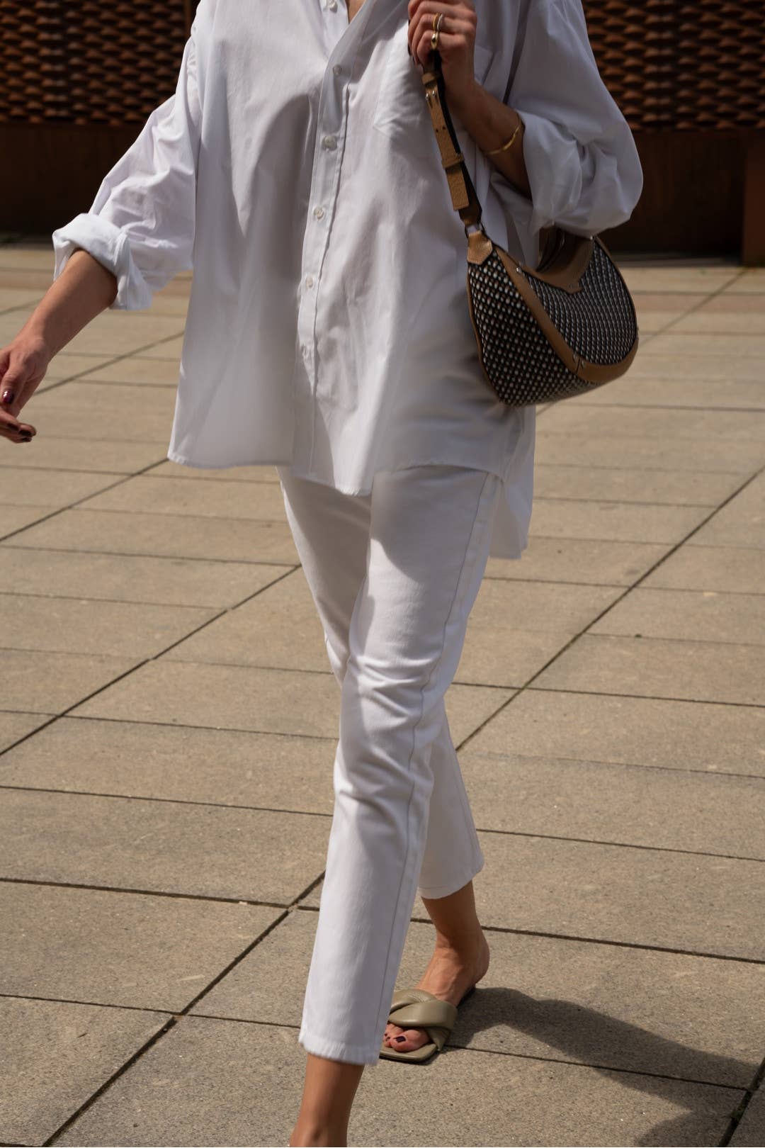 CAPSULE by Agnė Gilytė - Wholesale Jeans - Women's - Cropped jeans 'SKORPIOS' | high quality cotton25