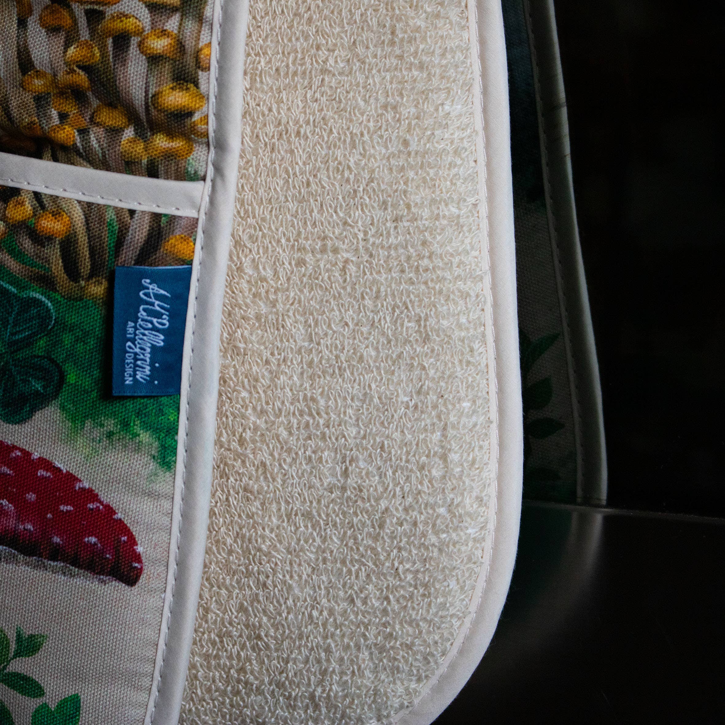 AMPellegrini Art & Design - Wholesale Oven Mitt/Pot Holder - Double oven gloves with mushroom pattern / Fungi pattern9