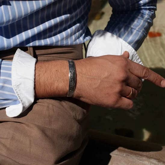 BRACELET EN ARGENT ÉLÉPHANTS pour la vente par Hippie Crew