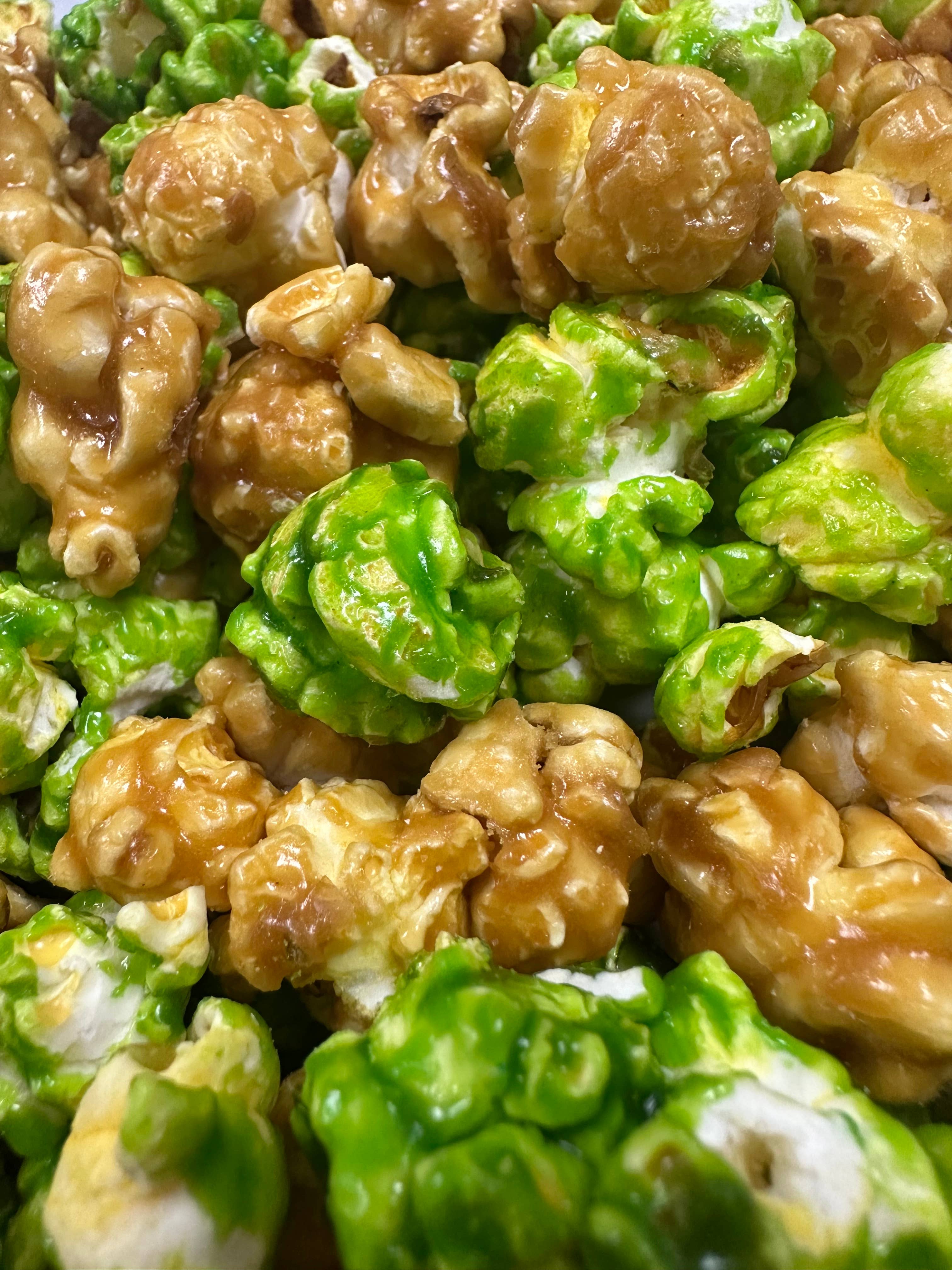 Buckeye Gourmet Popcorn - Wholesale Popcorn - Medium Sized 7 Cup volume Gourmet Popcorn3