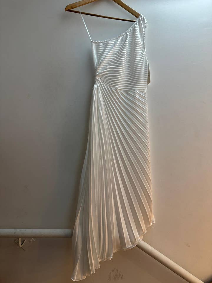 LORIANE - Wholesale Dress - Women's - 10255U Asymmetrical pleated long dress5