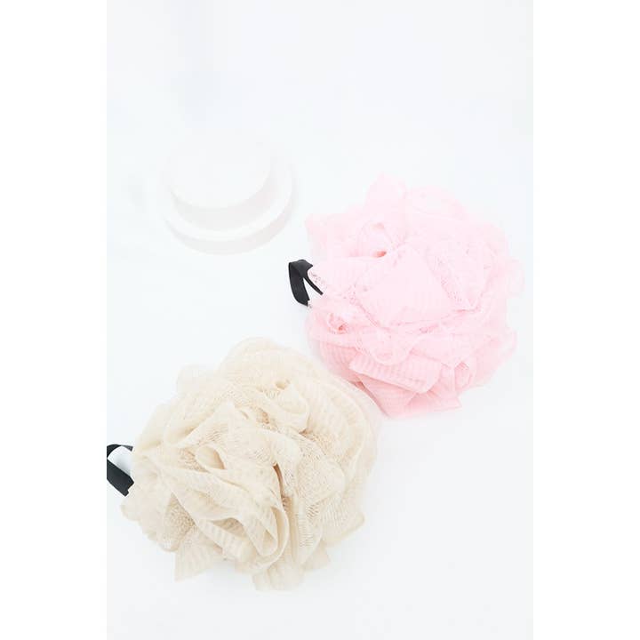 MIX COLOR Mesh Shower Ball for wholesale on Faire3