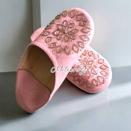 Melecraft – wholesale Slippers – Women's – Pink Moroccan Leather Slippers with Sequin Embroidery