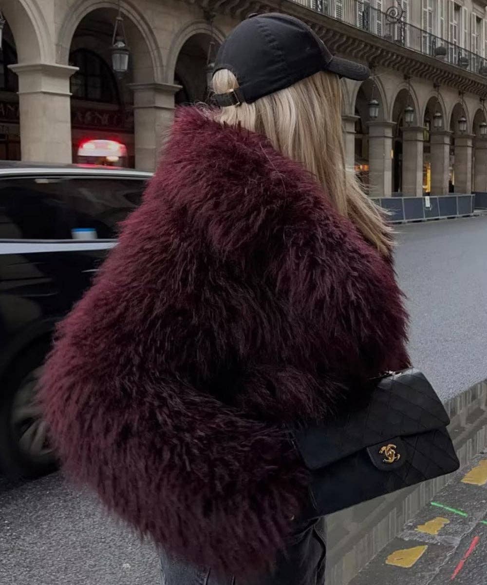 Aria Romance - Wholesale Fur/Faux Fur Coat - Women's - Faux Fur Collar Short Coat1