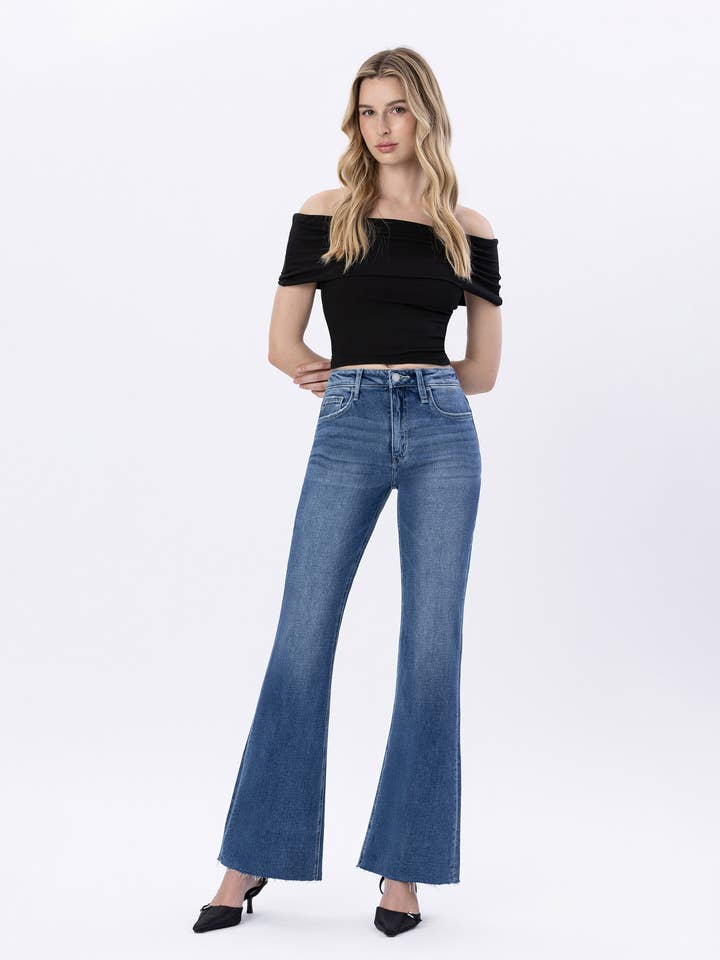 HAIL HIGH RISE RAW HEM RELAXED FLARE JEANS T6470 for wholesale on Faire1