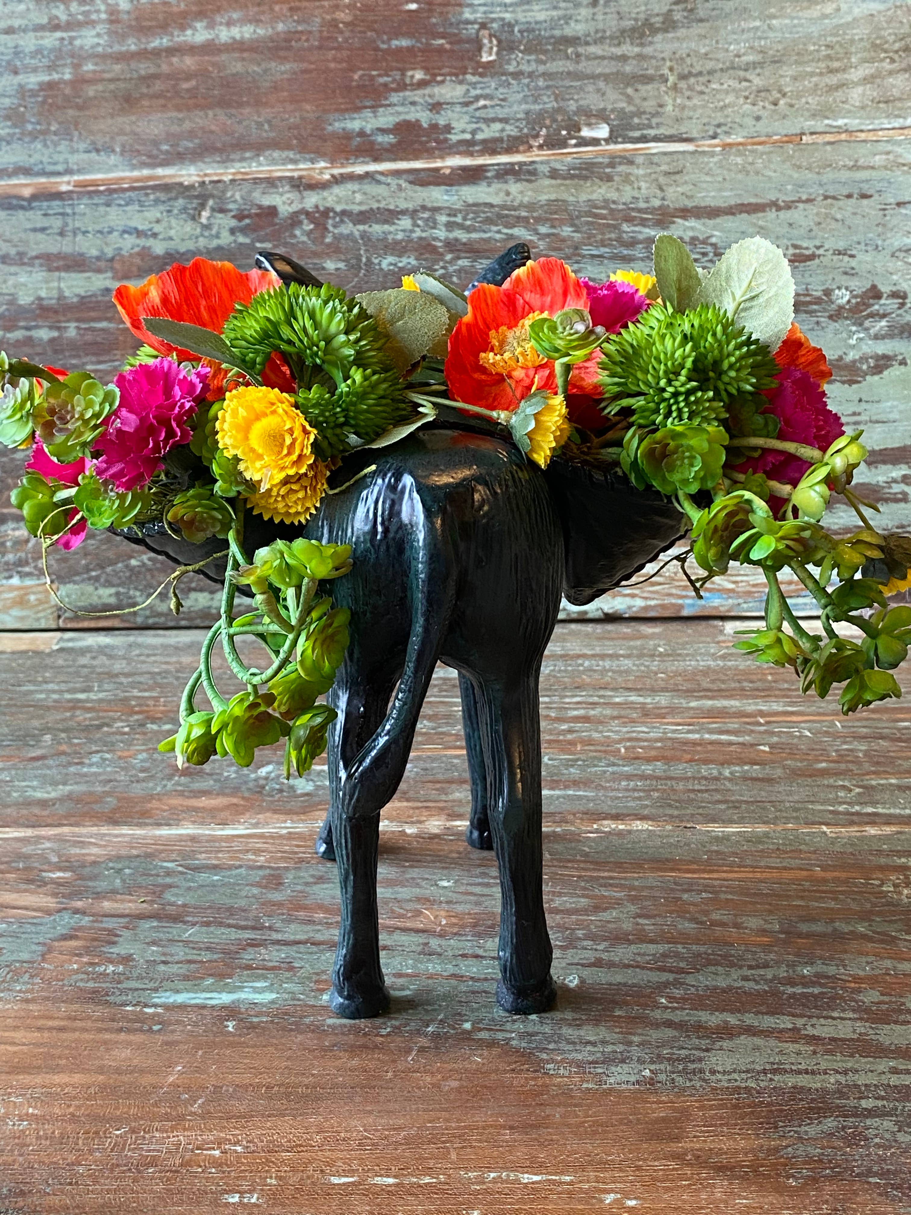 Wilco Home - Wholesale Tafelbladdecoratie - Aluminium zijzadel schalen - decoratief tafelobject9