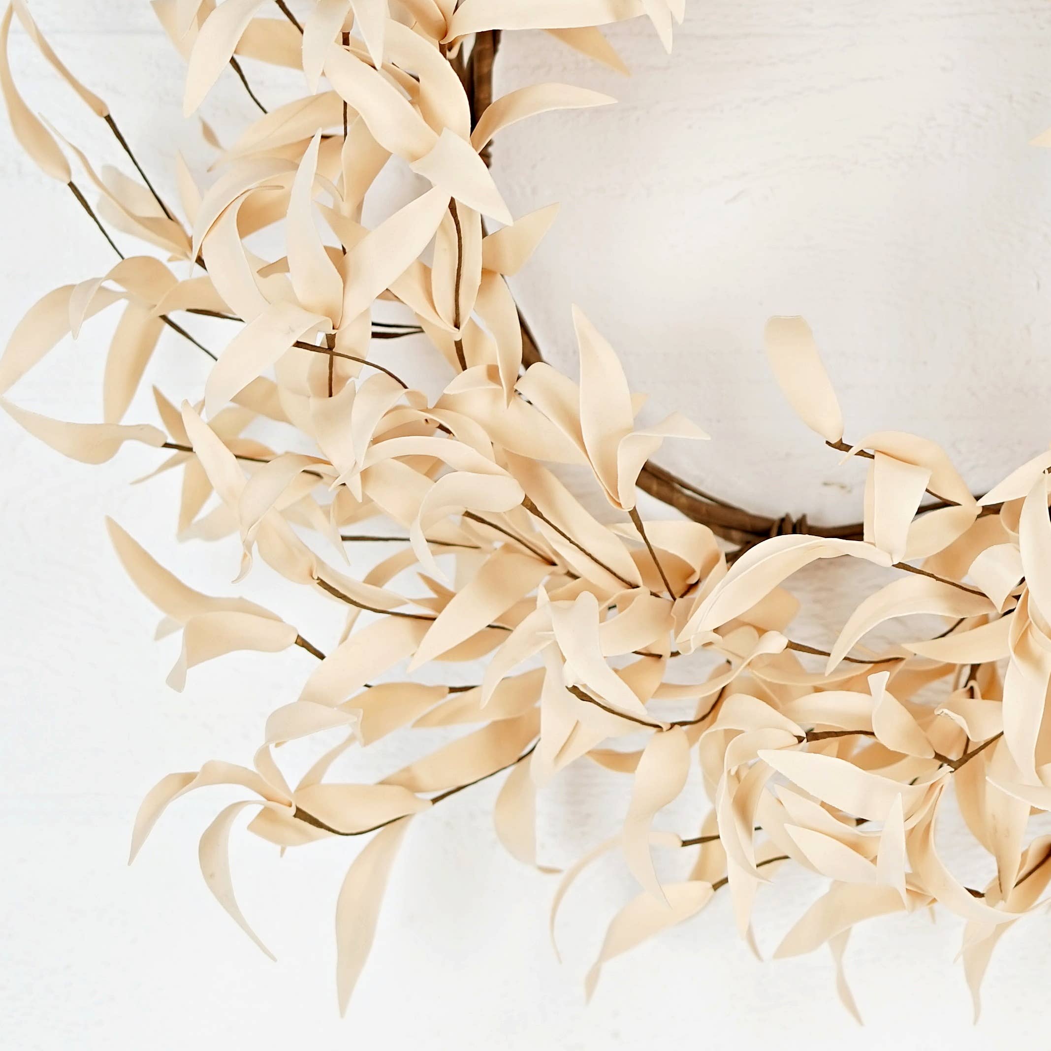 Holiday Depot Inc. - Wholesale Wreath - 28990- 24in Buttercup Herb Leaves Wreath-2