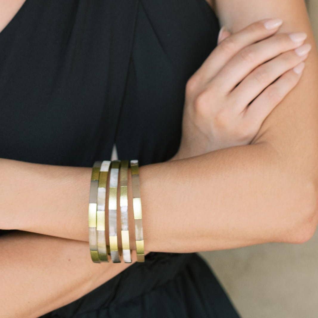 Sunshine Tienda - Wholesale Jewelry Set - Gold Tile Bangle Set3